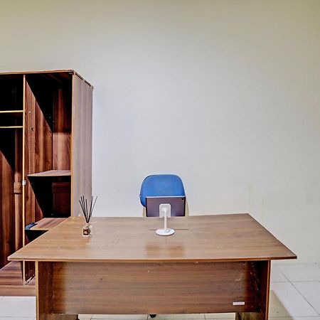 Oyo 93112 Garden Homestay 3 Merlion Surabaya Eksteriør billede
