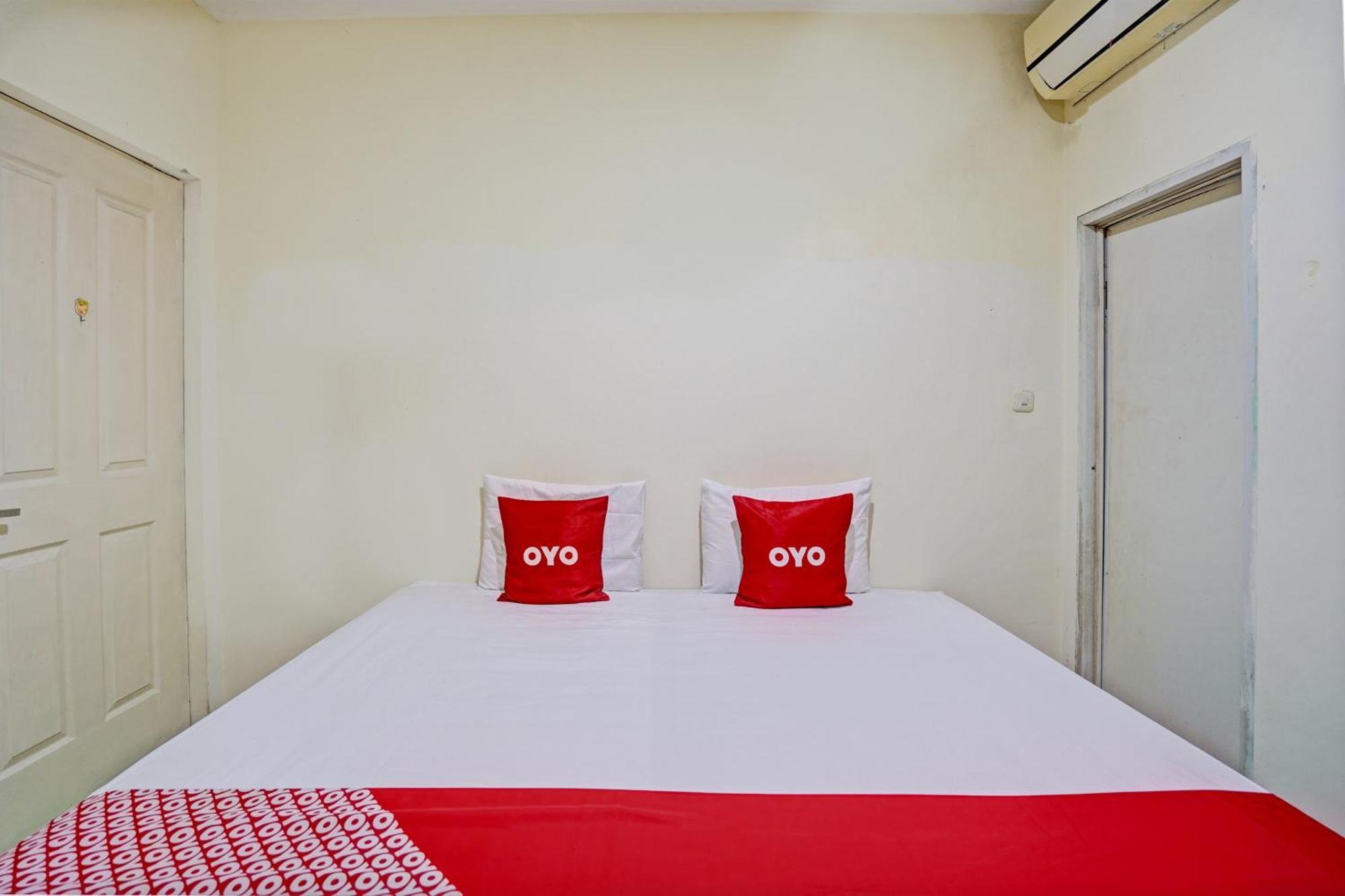 Oyo 93112 Garden Homestay 3 Merlion Surabaya Eksteriør billede