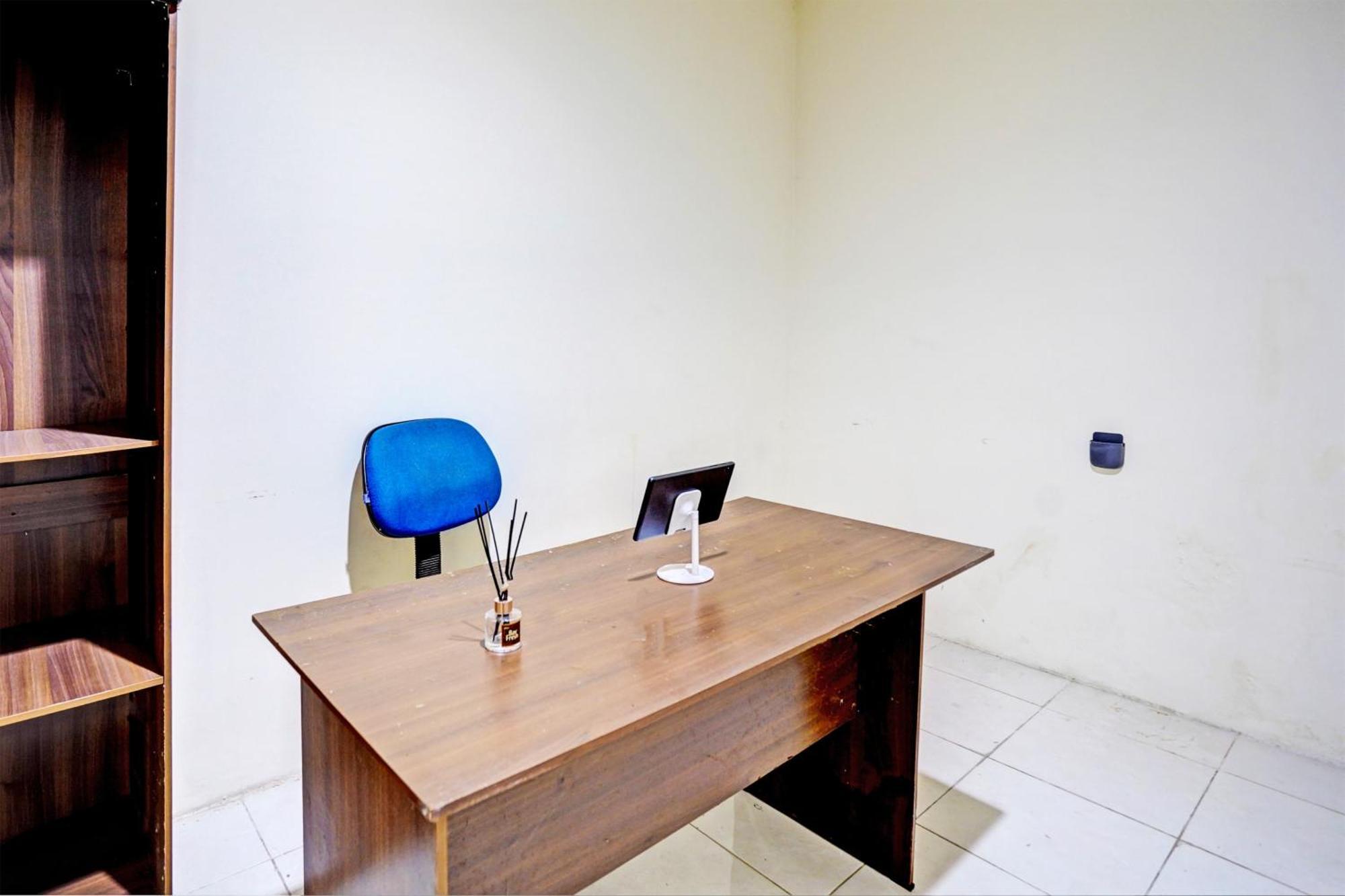 Oyo 93112 Garden Homestay 3 Merlion Surabaya Eksteriør billede