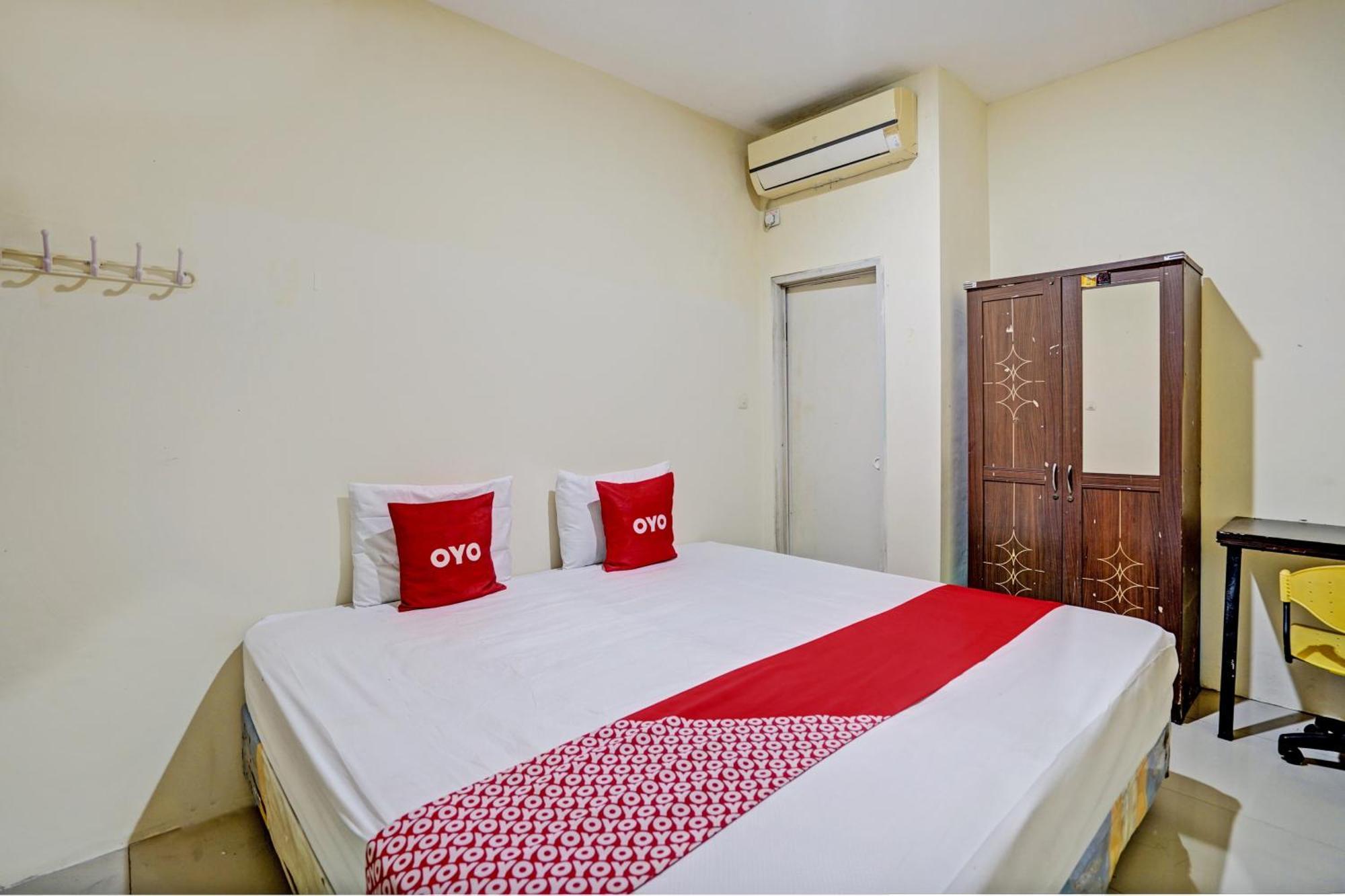 Oyo 93112 Garden Homestay 3 Merlion Surabaya Eksteriør billede
