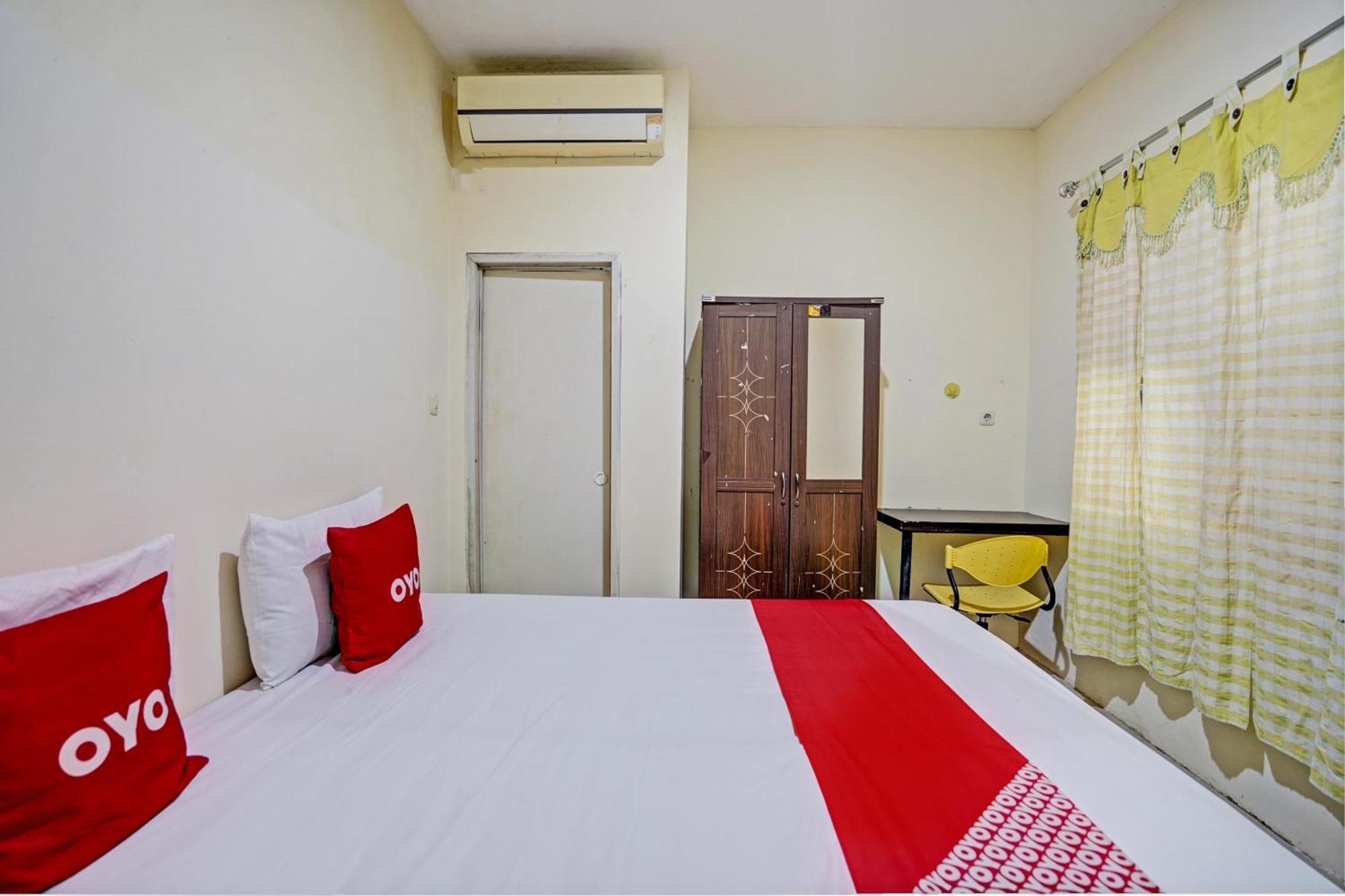 Oyo 93112 Garden Homestay 3 Merlion Surabaya Eksteriør billede
