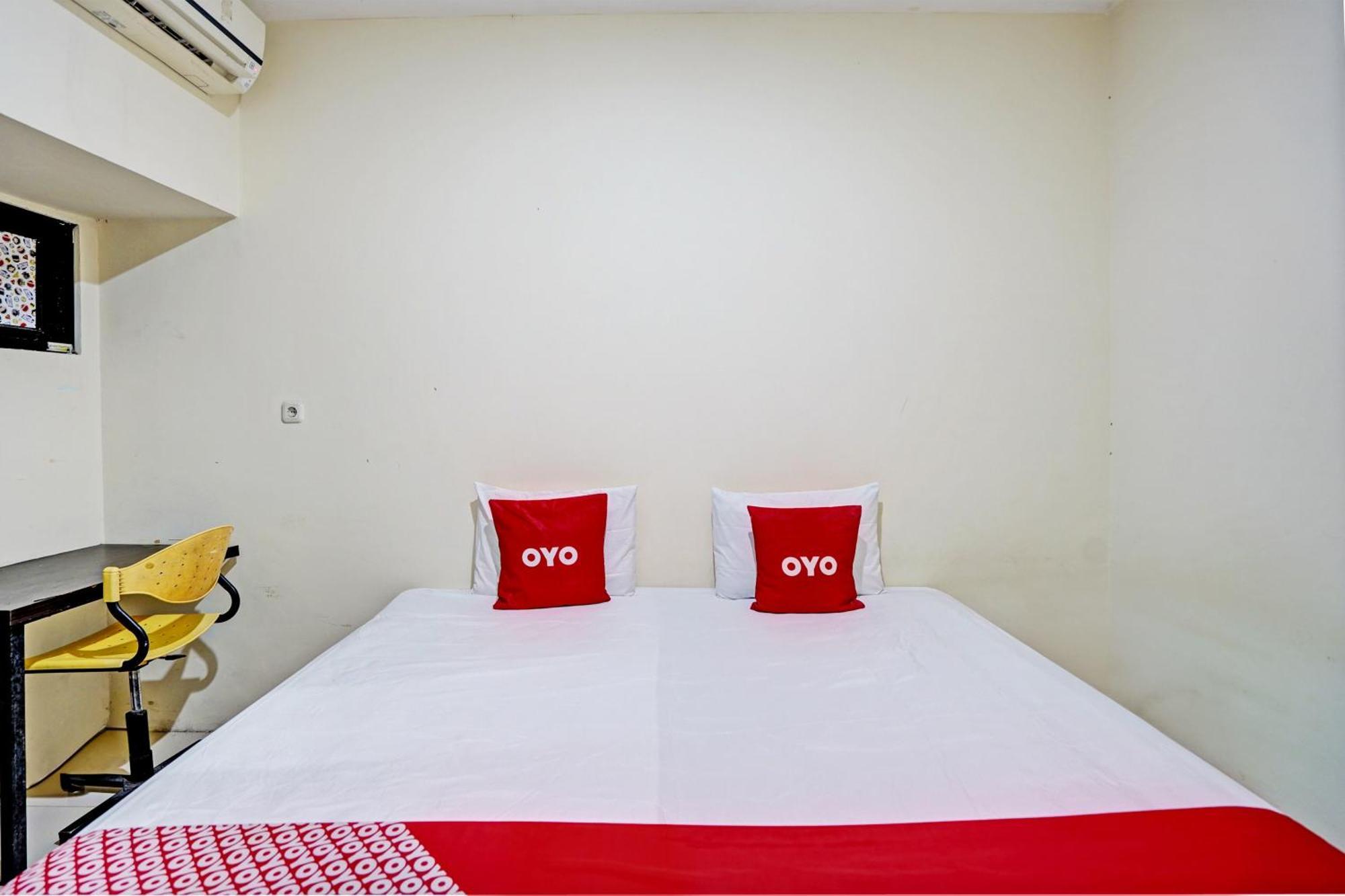 Oyo 93112 Garden Homestay 3 Merlion Surabaya Eksteriør billede